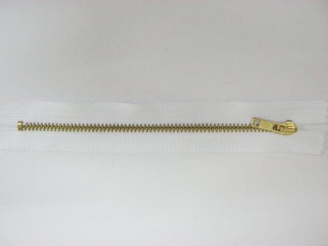 14CM 570049-BELA